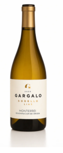 Botella de vino Gargalo Godello sobre lías de Monterrei.